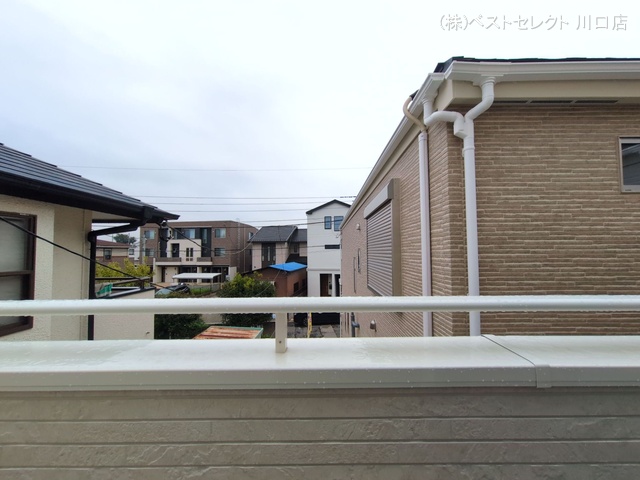 埼玉県川口市芝宮根町の新築戸建てバルコニー写真 2025年10月15日撮影