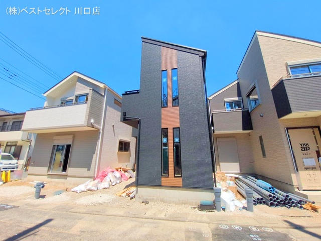 埼玉県川口市芝宮根町の新築戸建て外構写真 2025年7月28日撮影