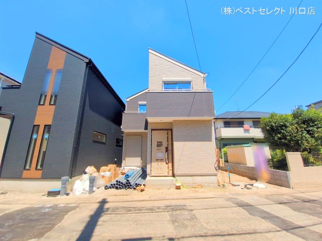 埼玉県川口市芝宮根町の新築戸建て外構写真 2025年7月28日撮影