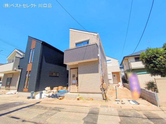 埼玉県川口市芝宮根町の新築戸建て外構写真 2025年7月28日撮影