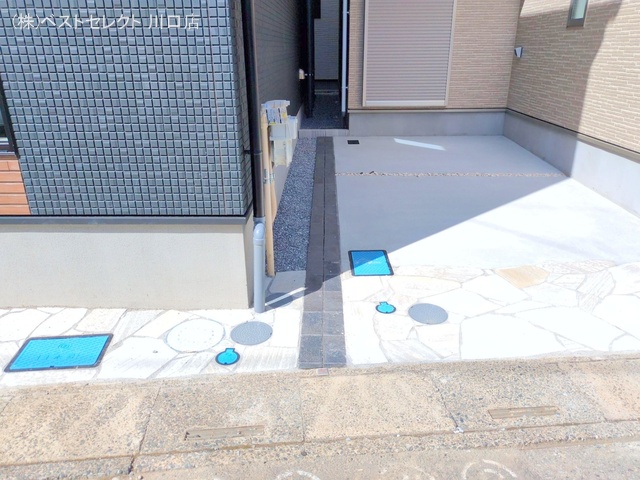 埼玉県川口市芝宮根町の新築戸建て完成写真 2025年10月1日撮影