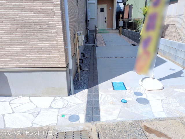 埼玉県川口市芝宮根町の新築戸建て完成写真 2025年10月1日撮影