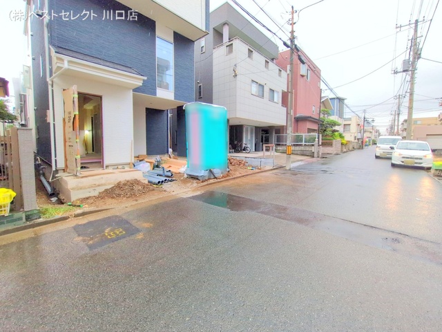 埼玉県川口市芝中田2丁目の新築戸建て外構写真 2025年9月30日撮影