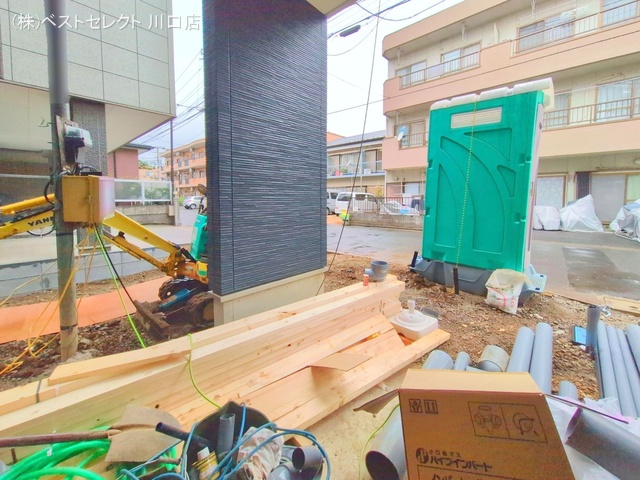 埼玉県川口市芝中田2丁目の新築戸建て外構写真 2025年9月30日撮影