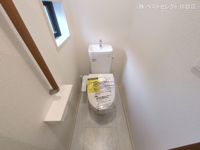 埼玉県川口市三ツ和3丁目の新築戸建てトイレ写真 2025年10月9日撮影