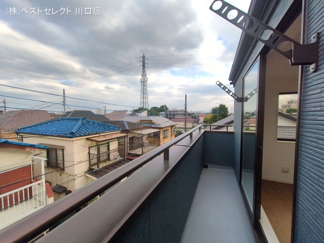 埼玉県川口市三ツ和3丁目の新築戸建てバルコニー写真 2025年10月9日撮影