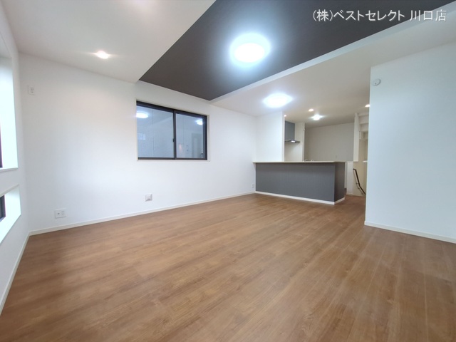 埼玉県川口市三ツ和3丁目の新築戸建て内装写真 2025年10月9日撮影