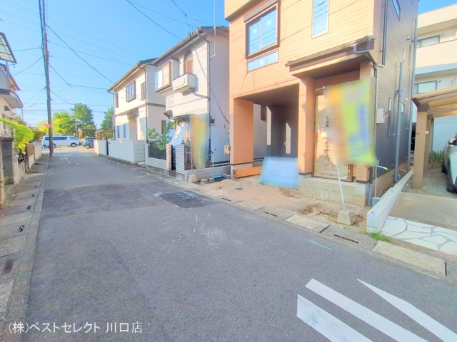 埼玉県川口市三ツ和3丁目の新築戸建て外構写真 2025年8月26日撮影