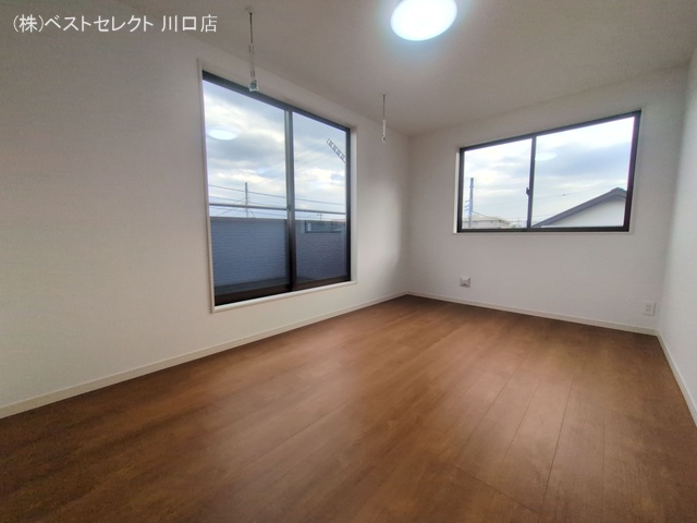埼玉県川口市三ツ和3丁目の新築戸建て居室メイン写真 2025年10月9日撮影