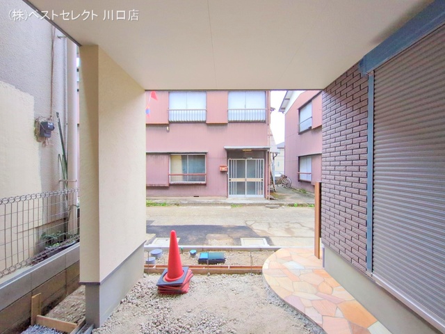 埼玉県蕨市北町４丁目の新築戸建て外構写真 2025年11月5日撮影