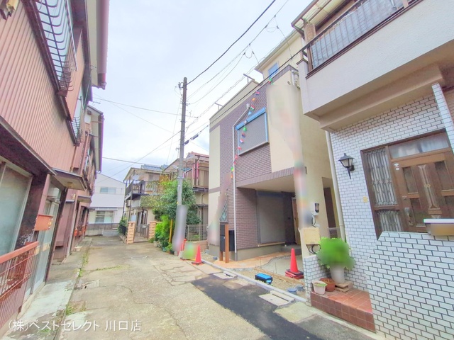 埼玉県蕨市北町４丁目の新築戸建て外構写真 2025年11月5日撮影