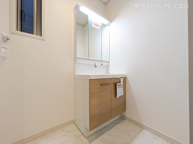 埼玉県蕨市北町４丁目の新築戸建て洗面所写真 2025年12月22日撮影