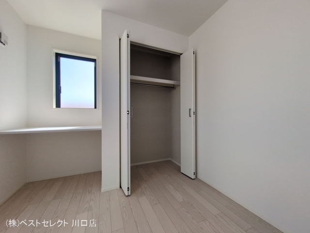 埼玉県川口市東川口６丁目の新築戸建て収納(ウォークインクローゼット)写真 2025年9月25日撮影
