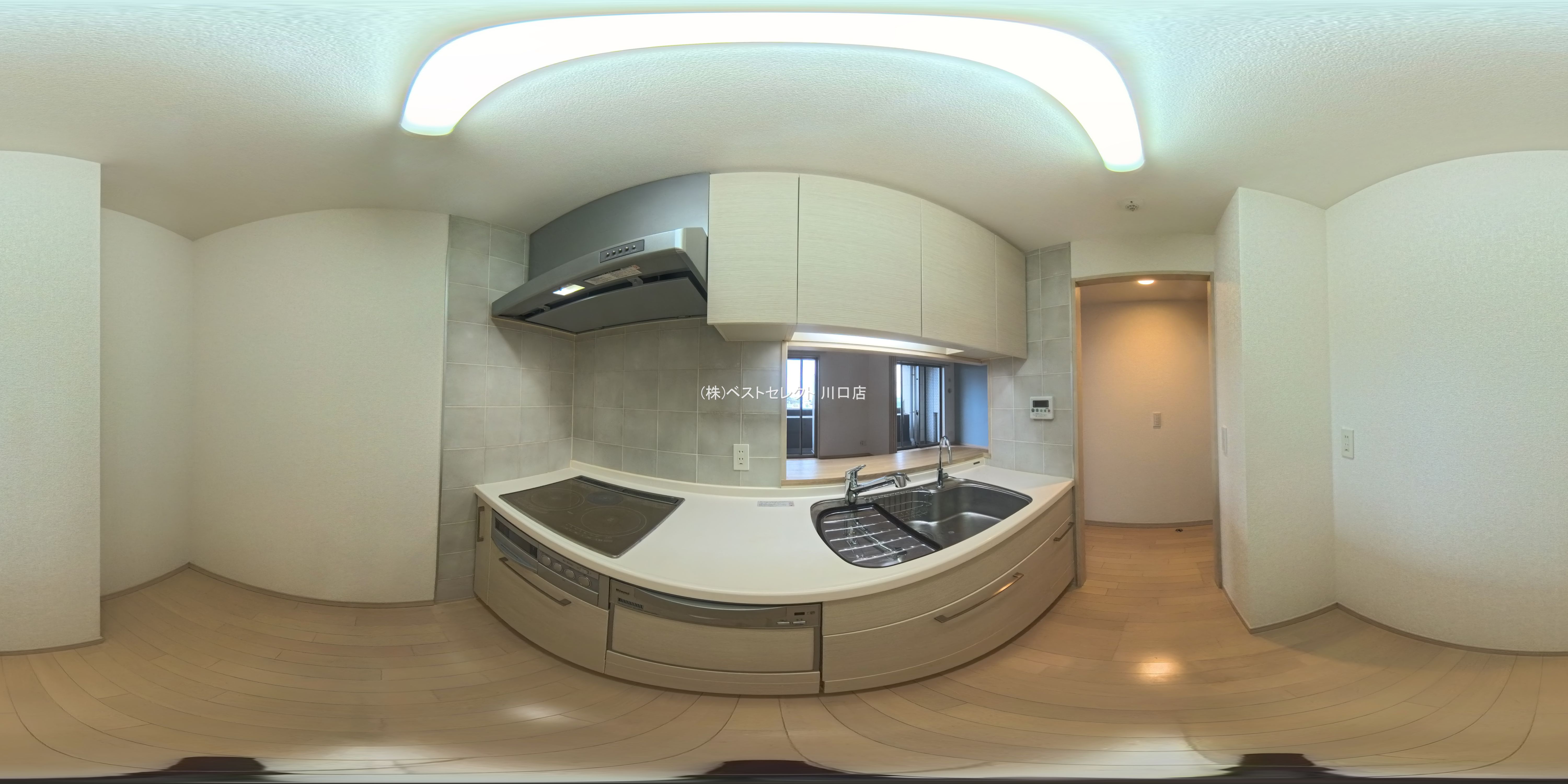 埼玉県川口市大字里のマンション『シーズガーデングリーンパティオ』パノラマ（キッチン）写真 2025年6月30日撮影