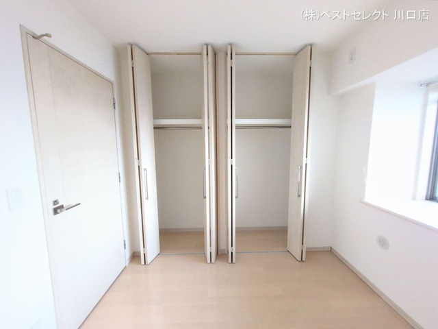 埼玉県川口市大字里のマンション『シーズガーデングリーンパティオ』収納(ウォークインクローゼット)写真 2025年6月30日撮影