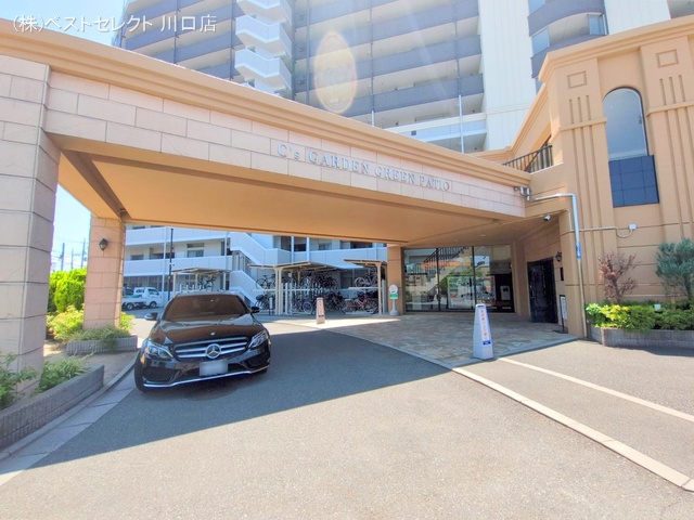 埼玉県川口市大字里のマンション『シーズガーデングリーンパティオ』エントランス写真 2025年6月17日撮影