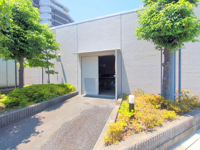 埼玉県川口市大字里のマンション『シーズガーデングリーンパティオ』外観写真 2025年6月17日撮影