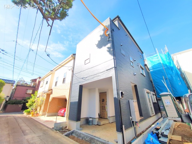 埼玉県蕨市北町２丁目の新築戸建て外構写真 2025年7月17日撮影