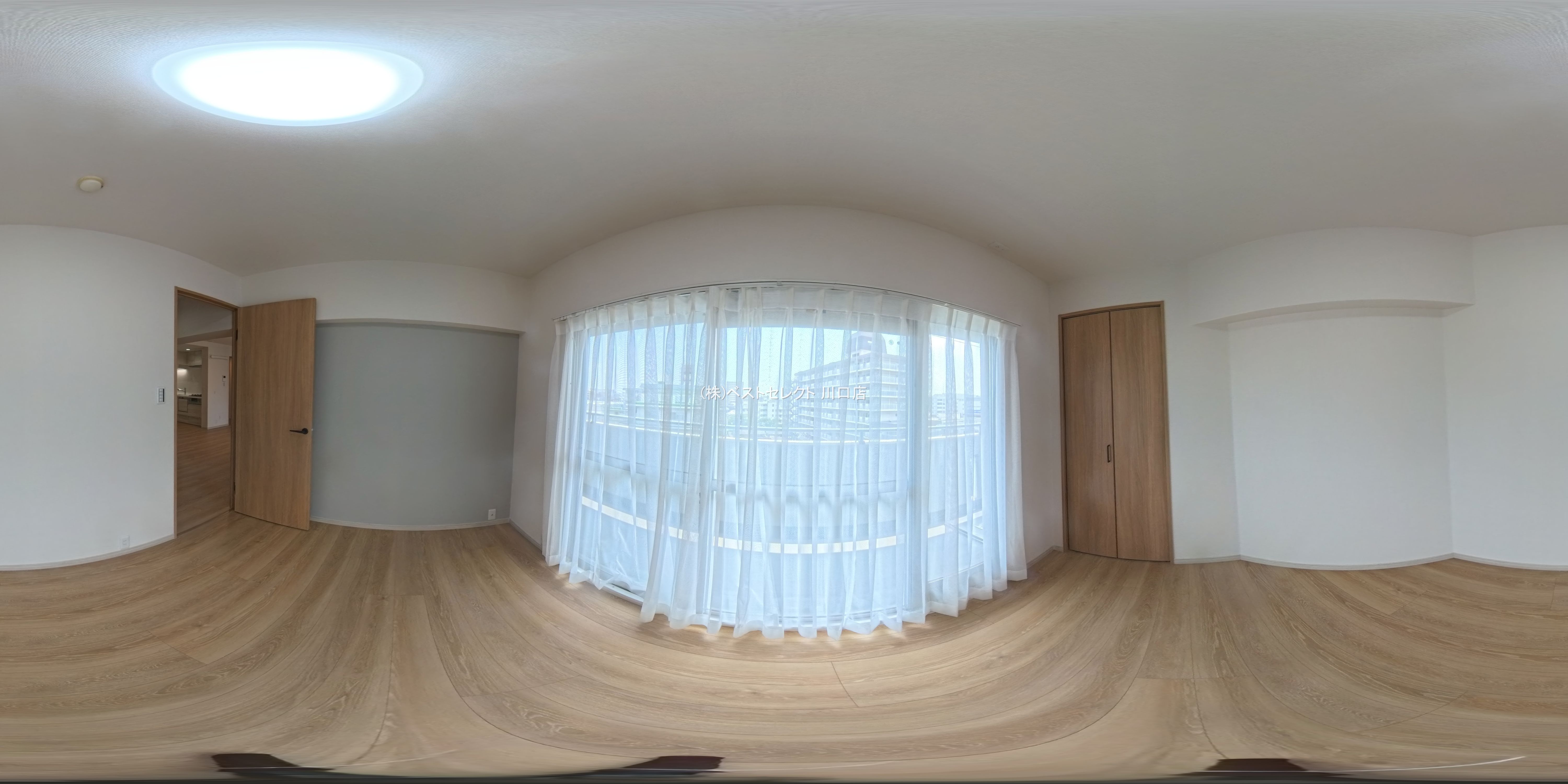 埼玉県蕨市北町５丁目のマンション『ストークマンション南浦和』パノラマ（居室メイン）写真 2025年7月7日撮影