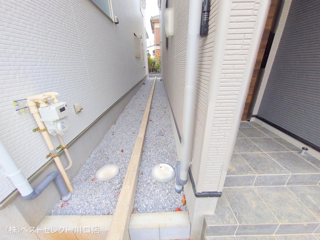 埼玉県川口市戸塚境町の新築戸建て完成写真 2025年11月12日撮影