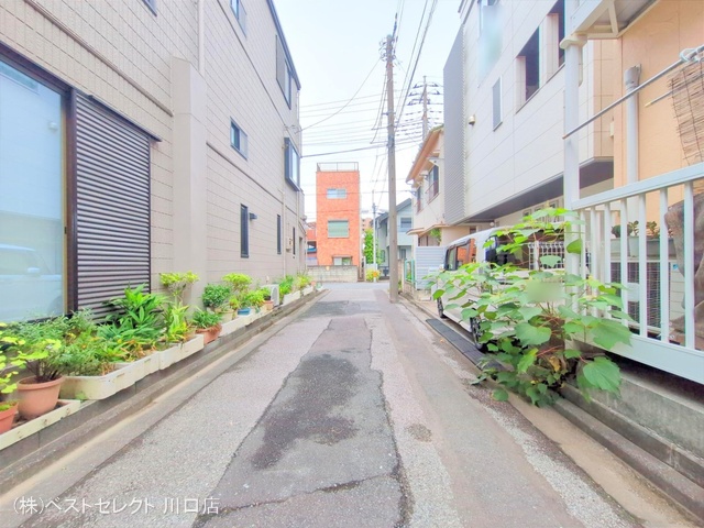 埼玉県川口市青木2丁目の新築戸建てシート写真 2025年7月13日撮影