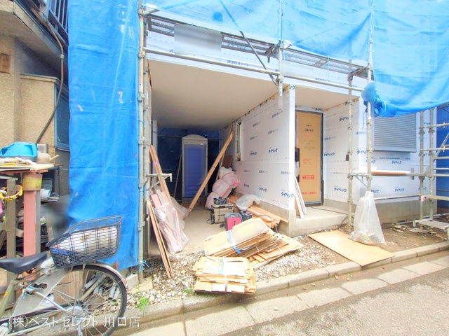 埼玉県川口市青木2丁目の新築戸建てシート写真 2025年7月13日撮影