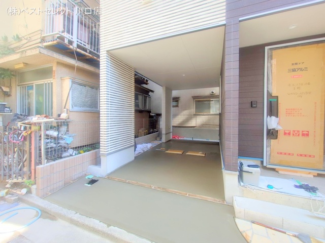 埼玉県川口市青木2丁目の新築戸建て外構写真 2025年9月1日撮影