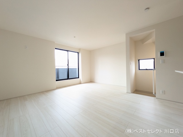 埼玉県戸田市笹目３丁目の新築戸建てリビング写真 2026年3月15日撮影