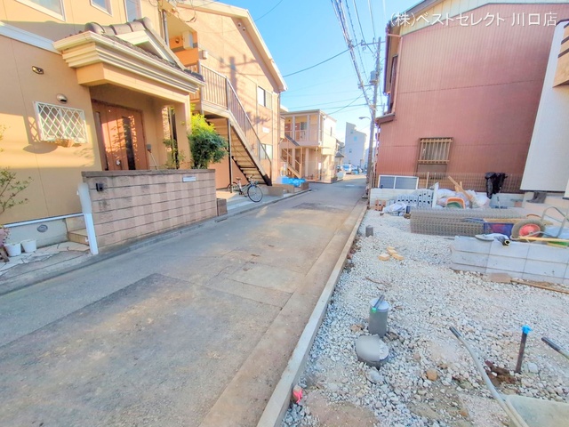 埼玉県戸田市喜沢２丁目の新築戸建て外構写真 2025年11月18日撮影