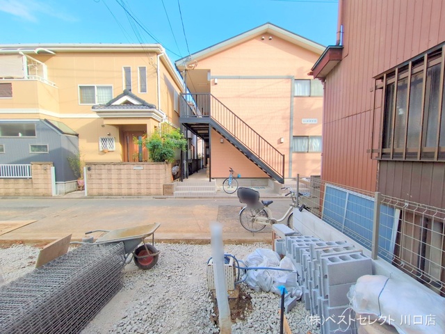 埼玉県戸田市喜沢2丁目の新築戸建て外構写真 2025年11月18日撮影