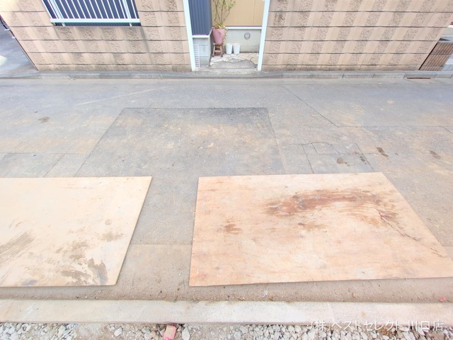 埼玉県戸田市喜沢２丁目の新築戸建て外構写真 2025年11月18日撮影