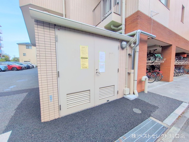 埼玉県蕨市塚越６丁目のマンション『レリア蕨塚越』外観写真 2025年8月27日撮影