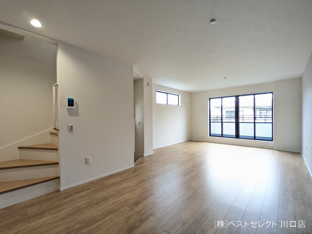 埼玉県川口市八幡木2丁目の新築戸建てリビング写真 2025年11月12日撮影