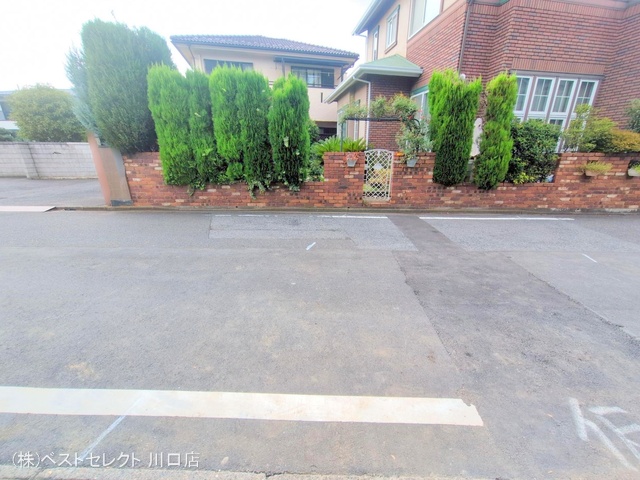 埼玉県川口市八幡木2丁目の新築戸建てシート写真 2025年9月7日撮影