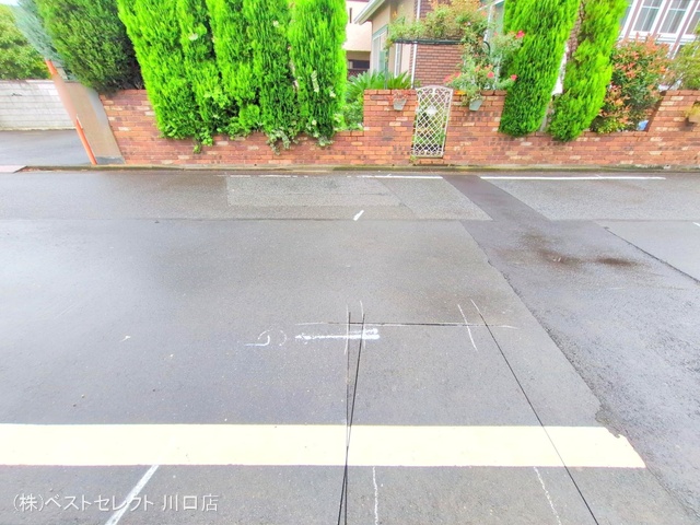 埼玉県川口市八幡木2丁目の新築戸建て外構写真 2025年9月30日撮影