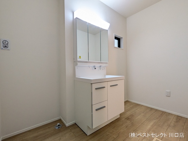 埼玉県川口市八幡木2丁目の新築戸建て洗面所写真 2025年11月12日撮影