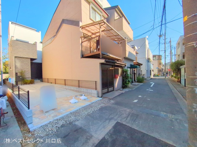 埼玉県川口市本町１丁目の新築戸建て完成写真 2025年11月16日撮影