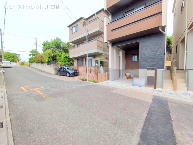 埼玉県川口市差間３丁目の新築戸建て完成写真 2025年10月2日撮影