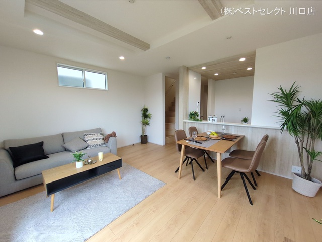 埼玉県川口市差間3丁目の新築戸建てリビング写真 2025年10月8日撮影