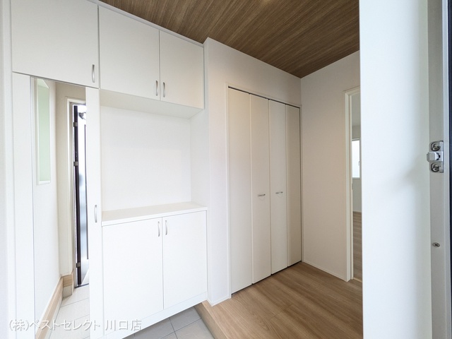 埼玉県川口市大字伊刈の新築戸建て玄関写真 2026年2月25日撮影