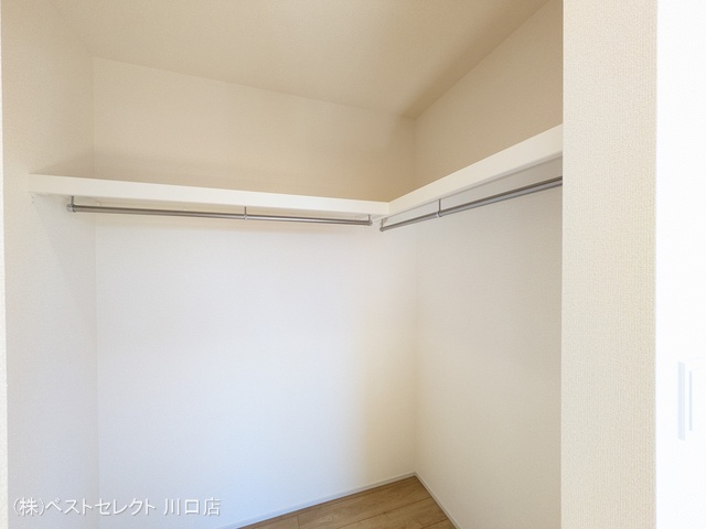 埼玉県川口市大字安行領家の新築戸建て収納(ウォークインクローゼット)写真 2026年2月18日撮影