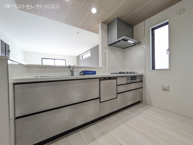 埼玉県川口市大字伊刈の新築戸建てキッチン写真 2026年3月18日撮影