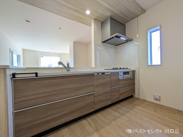 埼玉県川口市弥平１丁目の新築戸建てキッチン写真 2026年3月4日撮影