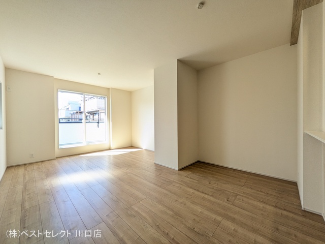 埼玉県川口市弥平１丁目の新築戸建てリビング写真 2026年3月4日撮影