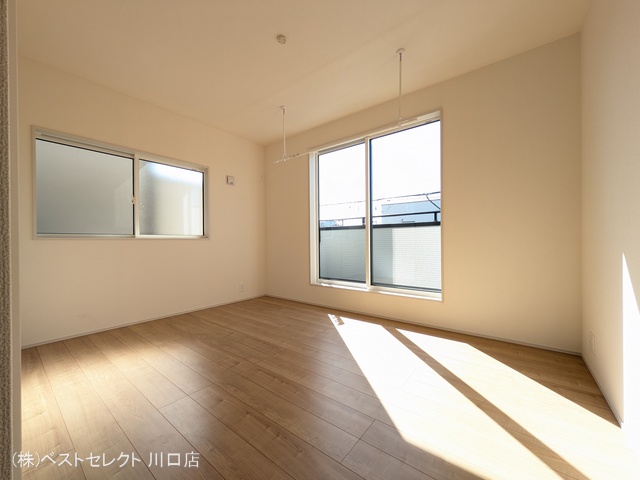 埼玉県川口市弥平１丁目の新築戸建て居室メイン写真 2026年3月4日撮影