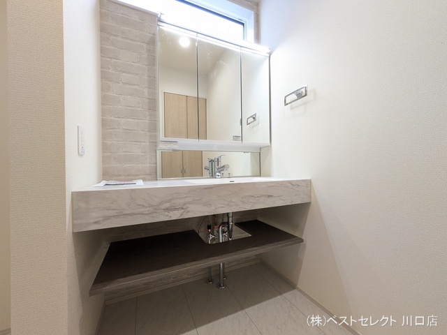 埼玉県川口市大字安行領家の新築戸建て洗面所写真 2026年3月26日撮影