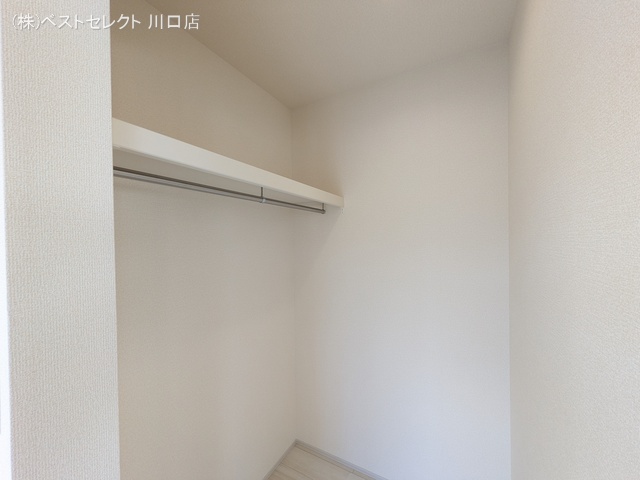 埼玉県川口市大字安行領家の新築戸建て収納(ウォークインクローゼット)写真 2026年3月26日撮影