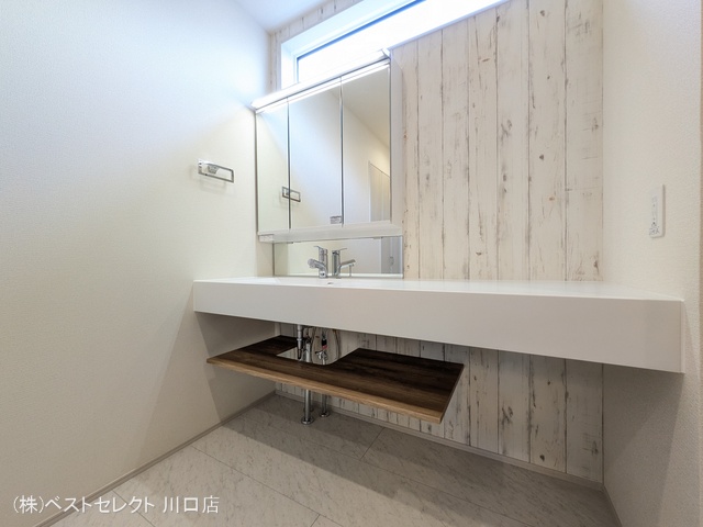 埼玉県川口市大字安行領家の新築戸建て洗面所写真 2026年3月26日撮影