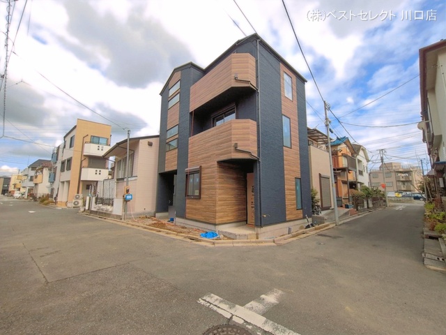 埼玉県蕨市中央7丁目の新築戸建て外構写真 2026年3月26日撮影