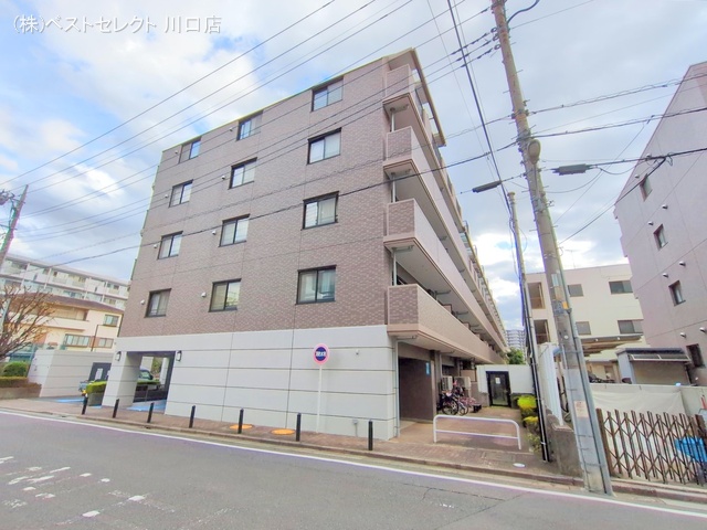 埼玉県戸田市本町５丁目のマンション『コスモ戸田公園アーバンステージ』外観写真 2025年11月17日撮影